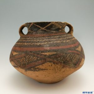 AA001 馬家窯文化彩繪幾何紋雙耳陶壺