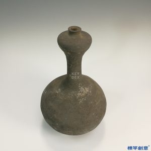 DB001 漢代黑陶長頸鼓腹薑頭瓶