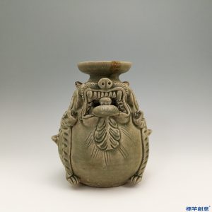 EB004 晉代越窯土青瓷道教神獸尊
