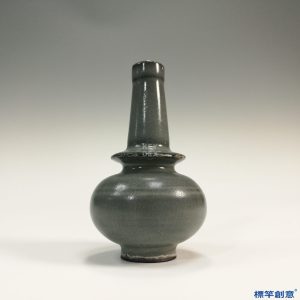 GC237 南宋龍泉溪口窯青瓷長頸淨瓶吉字瓶