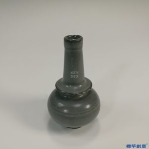 GC237 南宋龍泉溪口窯青瓷長頸淨瓶吉字瓶