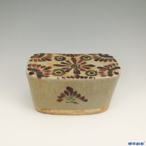 FB160 唐代長沙窯土青瓷青花釉裡紅點團花紋瓷枕