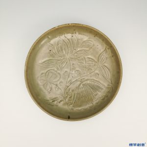 GC001 南宋龍泉窯青瓷刻蓮花淺弧撇口盤