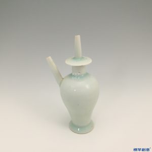 GC004 南宋湖田窯青白釉佛教小淨瓶