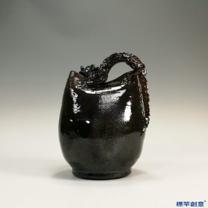 GD003 遼代缸瓦窯黑釉龍把皮囊壺