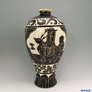 GE003 金代磁州窯醬黑釉剔人物花卉紋梅瓶