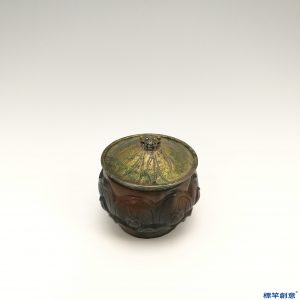 GE006 金代瑪瑙蓮瓣紋佛教供水蓋罐