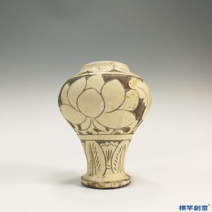 HA006 元代磁州窯白釉剔蓮花紋供花瓶