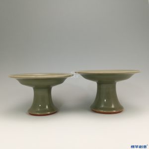 HA025 元代龍泉窯青瓷高足供盤一對