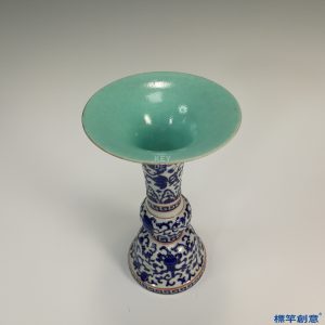 IA010 清代乾隆景德鎮官窯藍釉琺瑯彩乾隆款海獸紋瓷觚