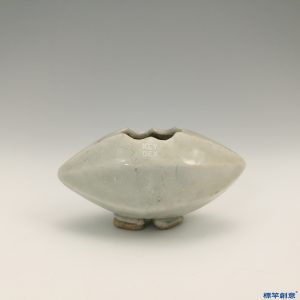 GC012 南宋景德鎮窯青白釉稻穀形鳥食罐