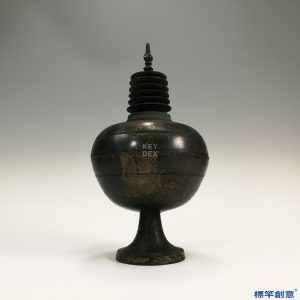 JJ010 日本大正時期銅製唐款佛教塔式舍利罐