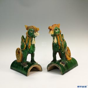 KK006 20世紀中三彩陶塑鳳驅鳥瓦當一對