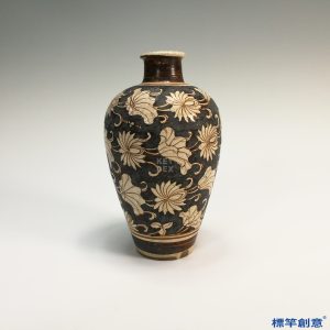 GC020 南宋吉州窯黑釉剔白呈纏枝蓮紋小梅瓶