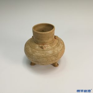 BB011 商代原始青瓷刻劃橫線紋三足陶罐