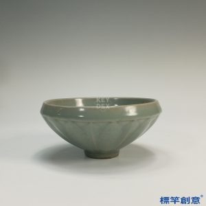 GC037 南宋龍泉窯青瓷刻蓮瓣紋歛口內滑壁佛教食具缽形碗