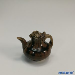 GA045 宋代建窯醬釉雞首形小水注