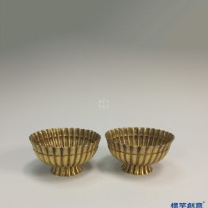 GC060 南宋金質菊花形佛教淨水杯一對