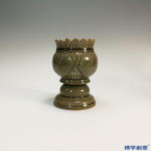 GB041 北宋越窯土青瓷刻蓮瓣紋佛教行爐