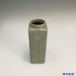 GC074 南宋龍泉窯粉青釉琮式瓶