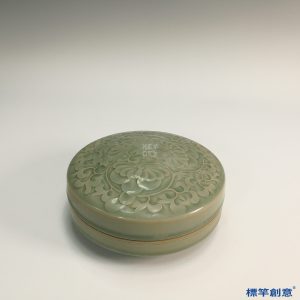 GB050 北宋耀州窯青瓷刻纏枝花卉紋粉盒