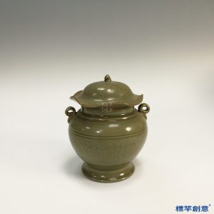 FC017 五代越窯青瓷刻纏枝蓮紋荷葉蓋罐