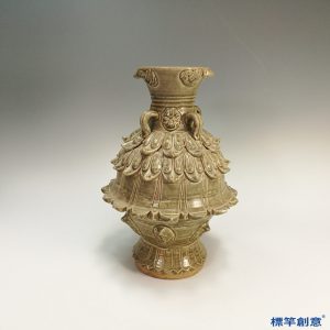 FC019 五代越窯青瓷貼塑蓮瓣紋淨水蓮花尊