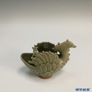GB060 北宋耀州窯土青瓷塑摩羯魚佛教供水器