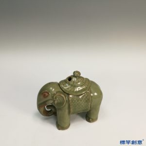 HB031 明代龍泉窯青瓷象形淨水尊