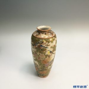 JJ015 日本明治時期米黃釉薩摩燒亮山款彩繪花鳥梅瓶