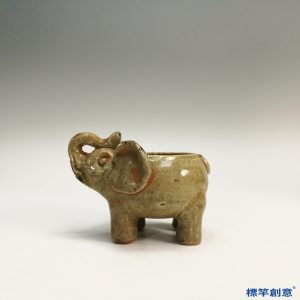 GB080 北宋越窯系土青瓷象形佛教供水器