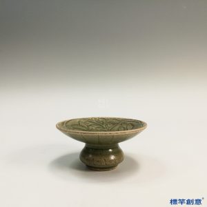 GB085 北宋耀州窯褐青瓷刻纏枝花卉紋唾盂渣斗