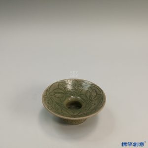 GB085 北宋耀州窯褐青瓷刻纏枝花卉紋唾盂渣斗
