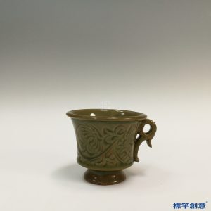 GB083 北宋耀州窯褐青瓷仿金銀器刻纏枝花紋單把杯