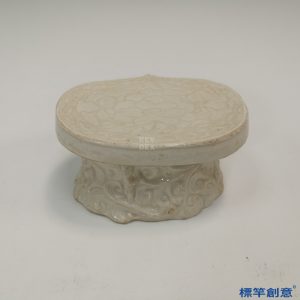 FB060 唐代邢窯白釉刻花如意形瓷枕