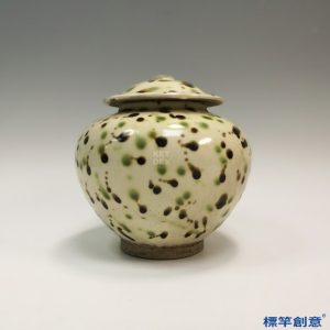 FB067 唐代鞏義窯白釉點褐綠彩蓋罐