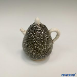 FB068 唐代當陽峪窯黑釉絞胎圓腹執壺