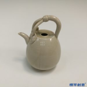 GB097 北宋定窯白釉提梁小水注