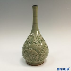 GB099 北宋耀州窯青瓷刻纏枝花卉紋銀口膽瓶
