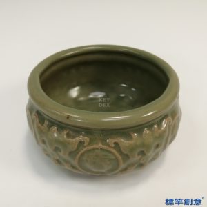 HA082 元代龍泉窯青瓷塑道教符紋灑淨水盂