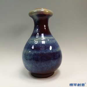 IA051 清代中期景德鎮窯天藍釉紫斑彩花瓶