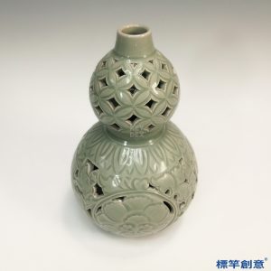 FC068 五代耀州窯淡青瓷鏤空刻牡丹花紋葫蘆瓶