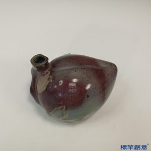 GA065 宋代鈞窯天藍釉紫斑貼塑桃形硯滴