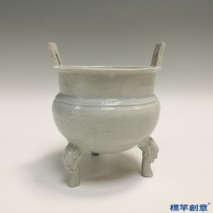 GC174 南宋湖田窯青白瓷雕雲紋鼎式香爐