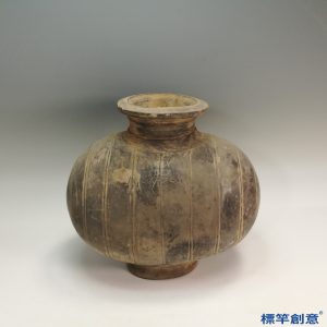 DB042 漢代黑陶刻劃立紋大壺聽甕