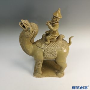 FA013 隋代相州窯土黃釉胡人騎駱駝俑