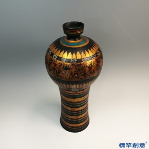 FB126 唐代黑陶金彩繪纏枝花卉紋高足瓶