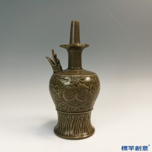 GB127 北宋耀州窯褐青瓷刻纏枝花卉紋淨瓶