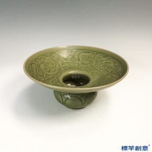 GB134 北宋耀州窯褐青瓷刻蓮瓣紋唾盂渣斗
