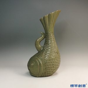 GB142 北宋耀州窯褐青瓷來通款魚形壺